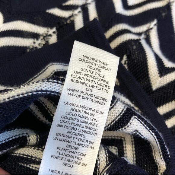WHBM navy and white chevron knit lightweight sweater tunic size Small - Picture 13 of 15